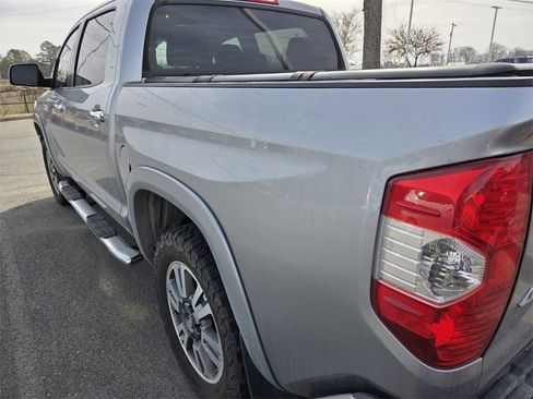 Used 2018 Toyota Tundra Platinum image 8