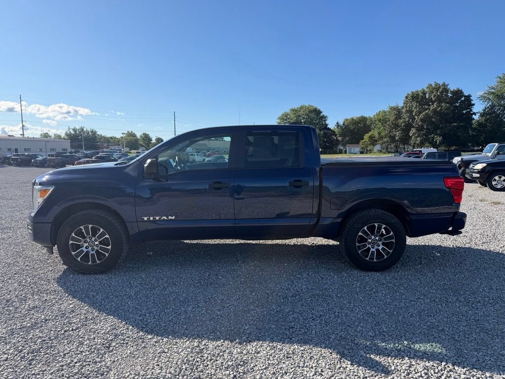 Used 2022 Nissan Titan SV w/ Accessory Utility Package AWD/4WD image 3