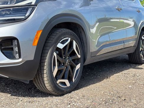 Certified 2024 Kia Seltos SX AWD/4WD image 9