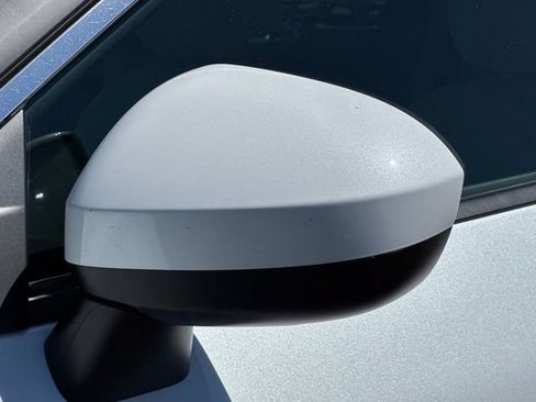 Used 2024 Nissan Rogue SV FWD image 53