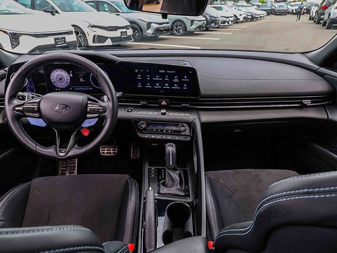 Used 2025 Hyundai Elantra N FWD image 20