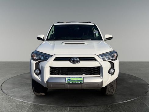 Used 2020 Toyota 4Runner TRD Off-Road AWD/4WD image 2