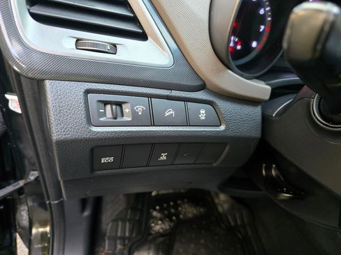 Used 2016 Hyundai Santa Fe Sport image 23