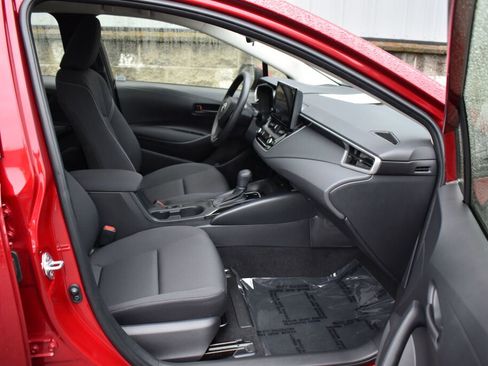 Certified 2025 Toyota Corolla LE w/ LE Premium Package FWD image 25