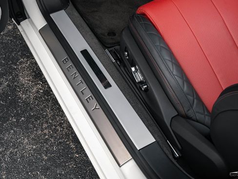 Used 2020 Bentley Continental GT AWD/4WD image 43