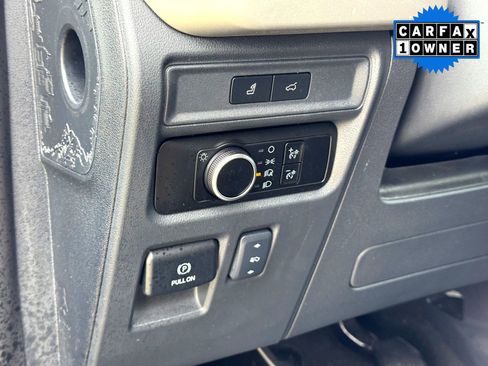 Used 2024 Ford Expedition XLT image 14