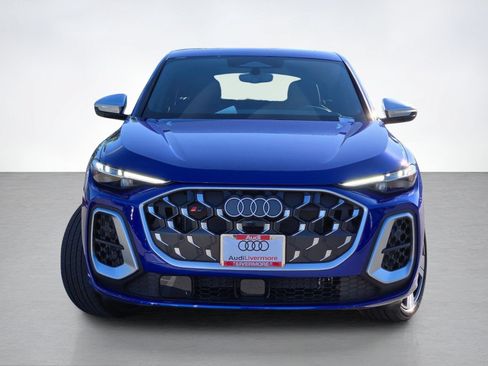 New 2026 Audi SQ5 Premium Plus AWD/4WD image 3