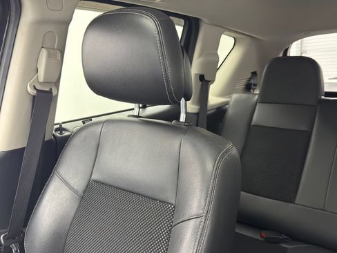 Used 2014 Jeep Compass Latitude w/ Sun/Sound Group AWD/4WD image 39