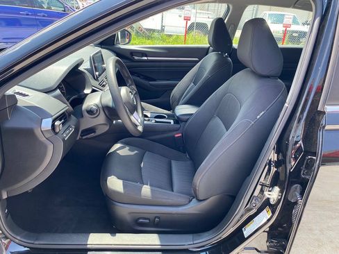 Used 2021 Nissan Altima 2.5 SV FWD image 6