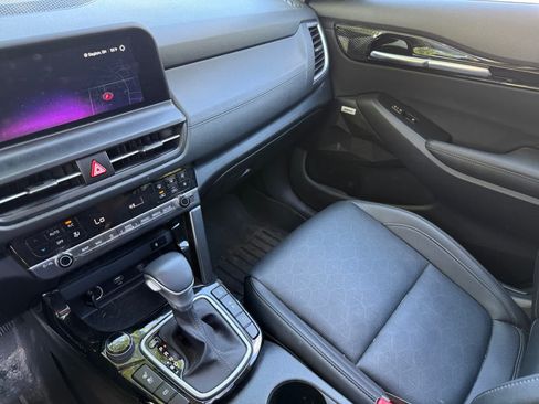 Used 2024 Kia Seltos SX w/ SX Sunroof Package AWD/4WD image 18