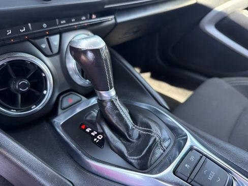 Used 2021 Chevrolet Camaro LT RWD image 24