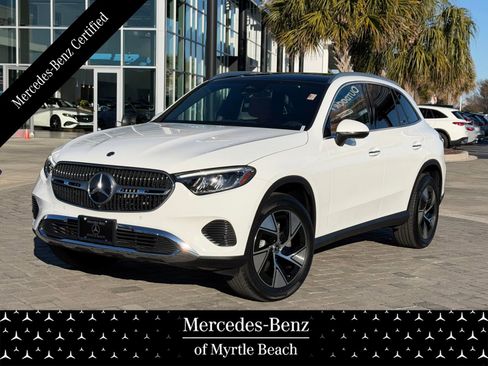 Used 2024 Mercedes-Benz GLC 300 image 1