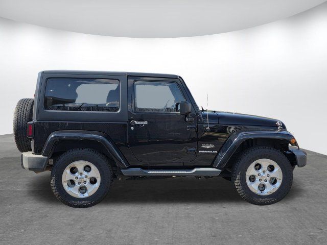 Used 2014 Jeep Wrangler Sahara w/ Connectivity Group AWD/4WD image 3