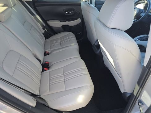 New 2026 Honda HR-V EX-L image 23