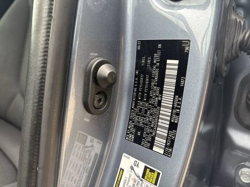Used 2022 Toyota Corolla Cross LE FWD image 30