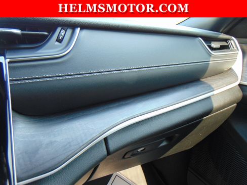 Certified 2024 Jeep Grand Cherokee L Limited RWD image 29