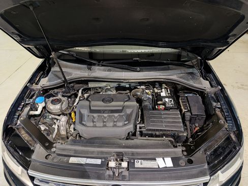 Used 2019 Volkswagen Tiguan SEL image 53