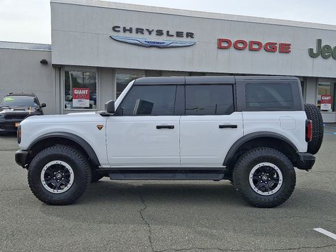 Used 2025 Ford Bronco Badlands w/ Sasquatch Package image 4