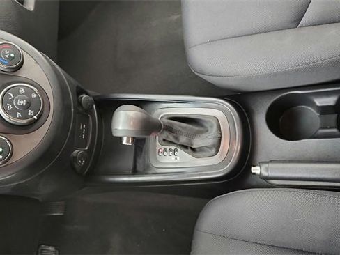 Used 2011 Kia Soul + w/ Audio Pkg image 21
