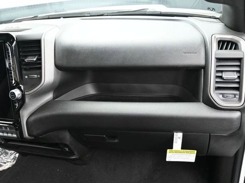 New 2026 RAM 2500 Tradesman AWD/4WD image 32