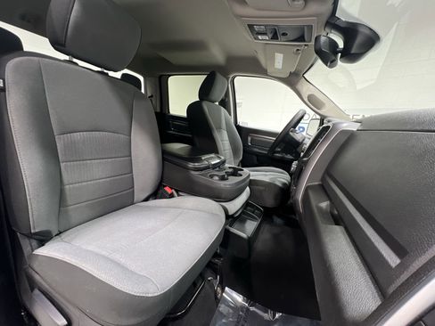 Used 2023 RAM 1500 Classic SLT AWD/4WD image 23