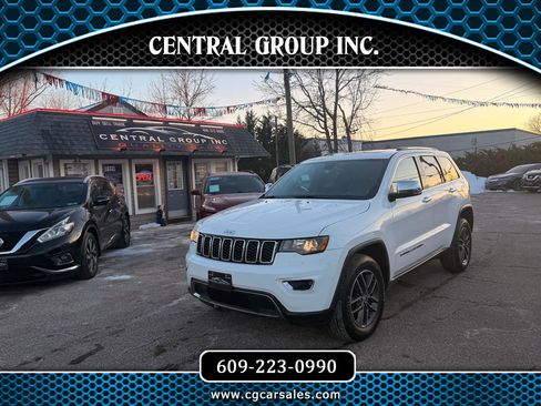Used 2017 Jeep Grand Cherokee Limited image 1