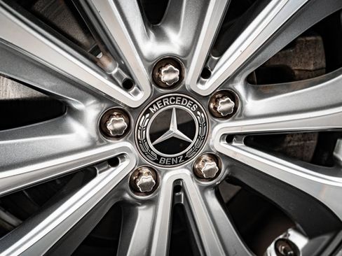 Used 2020 Mercedes-Benz GLE 350 4MATIC image 7