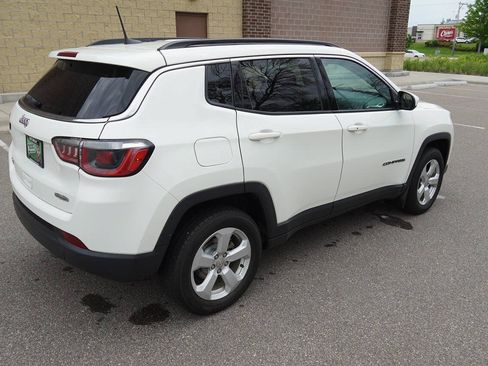 Used 2019 Jeep Compass Latitude AWD/4WD image 11