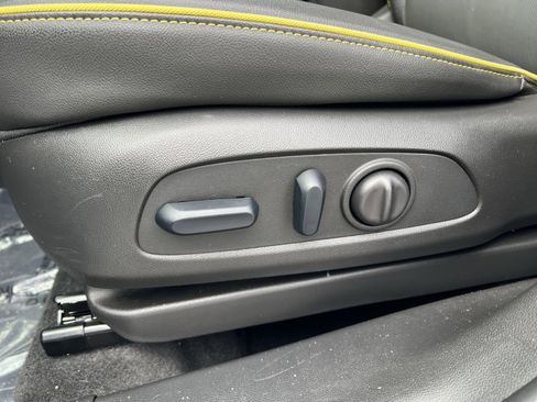 Used 2025 Chevrolet TrailBlazer ACTIV image 14