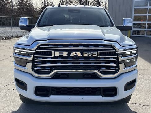 Used 2025 RAM 3500 Longhorn image 12