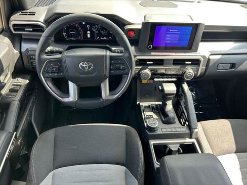 Certified 2025 Toyota 4Runner TRD Off-Road AWD/4WD image 19