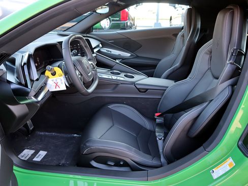 New 2026 Chevrolet Corvette Stingray Coupe w/ 1LT image 9