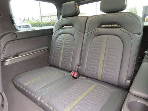 Used 2024 Rivian R1S Adventure AWD/4WD image 35