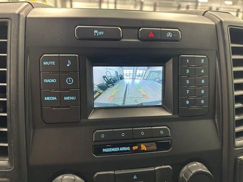 Used 2019 Ford F150 XL w/ Trailer Tow Package image 26