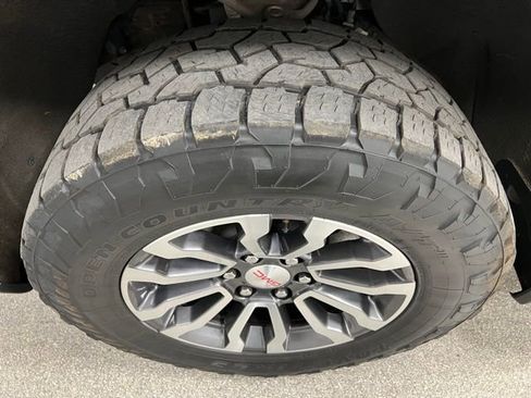 Used 2021 GMC Sierra 1500 AT4 AWD/4WD image 14