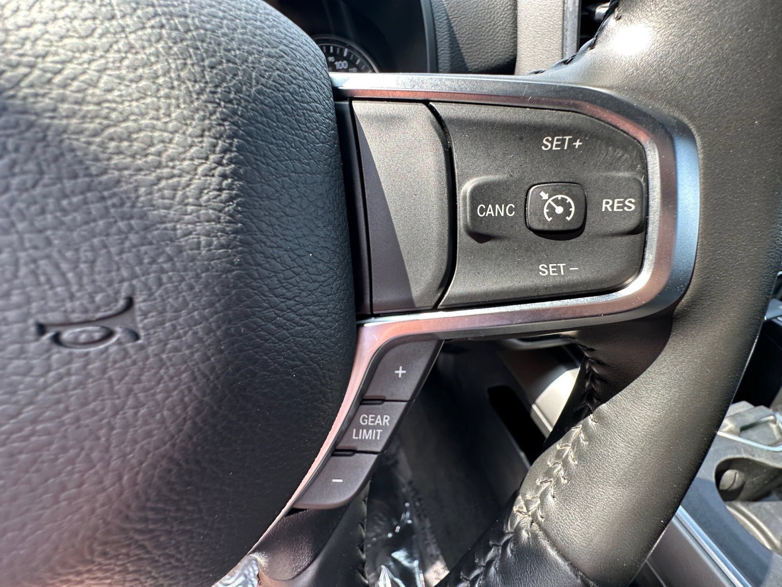 Used 2024 RAM 1500 Big Horn AWD/4WD image 21