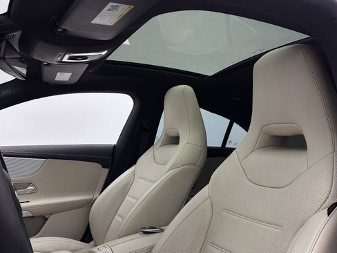 Used 2020 Mercedes-Benz CLA 250 image 6