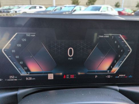 Certified 2023 BMW 330i Sedan w/ Premium Package image 21