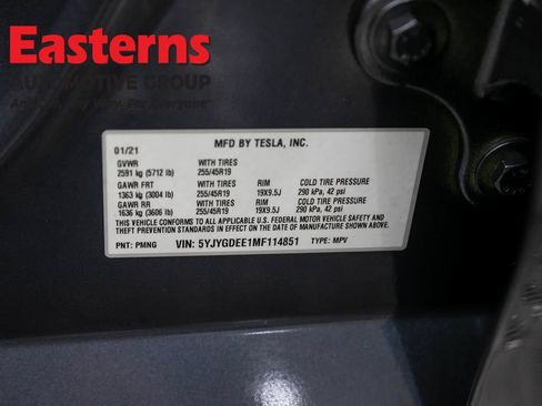 Used 2021 Tesla Model Y Long Range AWD/4WD image 29