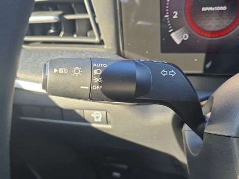 New 2026 Nissan Kicks SV w/ SV Premium Package image 29