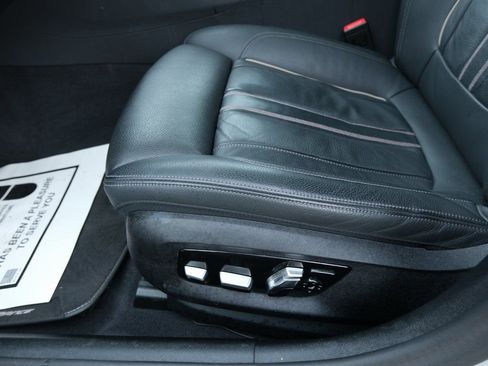 Used 2023 BMW M550i xDrive M550i xDrive image 27