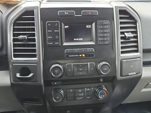 Used 2016 Ford F150 XLT image 19