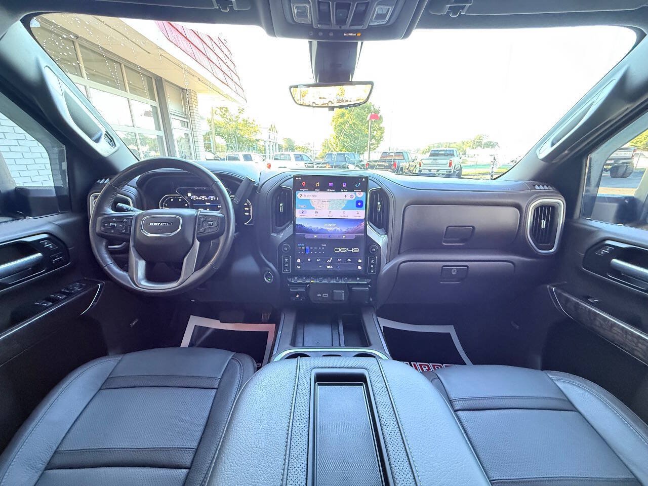 Used 2022 GMC Sierra 3500 Denali w/ Denali Ultimate Package AWD/4WD image 39