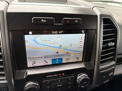 Used 2018 Ford F150 XLT w/ Equipment Group 302A Luxury AWD/4WD image 15