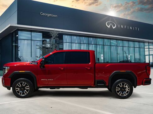 Used 2022 GMC Sierra 2500 AT4 w/ AT4 Premium Plus Package AWD/4WD image 8