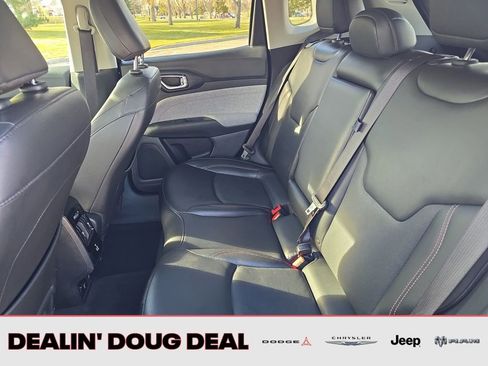 Used 2022 Jeep Compass Latitude w/ Sun and Sound Group image 25