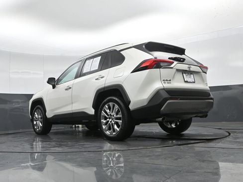 Certified 2022 Toyota RAV4 Limited image 39
