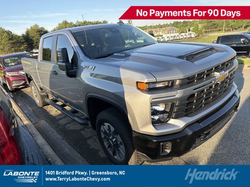 Certified 2025 Chevrolet Silverado 2500 Custom w/ Custom Value Package AWD/4WD image 1