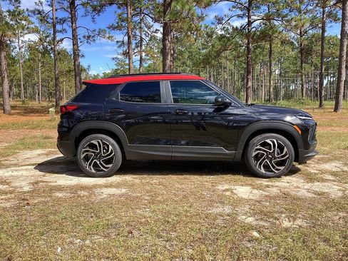 New 2026 Chevrolet TrailBlazer RS w/ Convenience Package FWD image 4