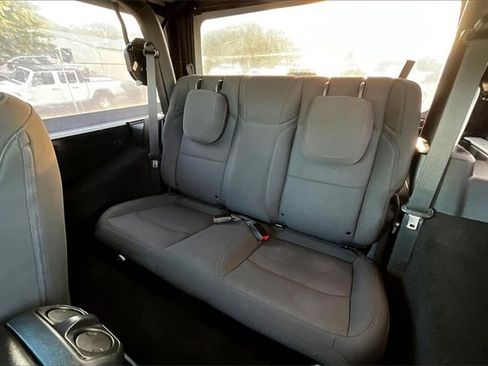 Used 2021 Jeep Wrangler Sport image 19